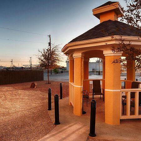 Best Western Plus Monahans Inn And Suites Buitenkant foto