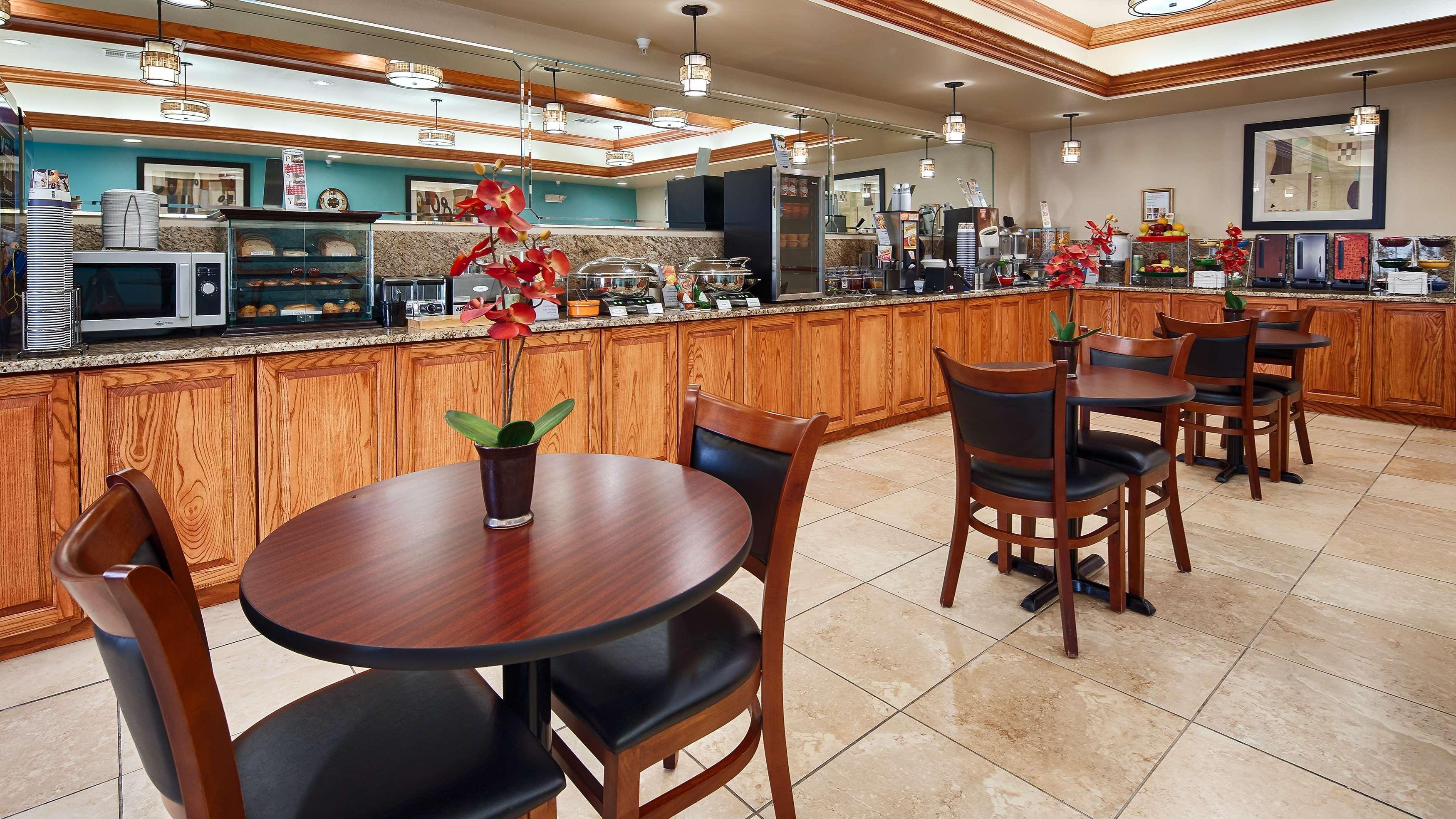 Best Western Plus Monahans Inn And Suites Buitenkant foto
