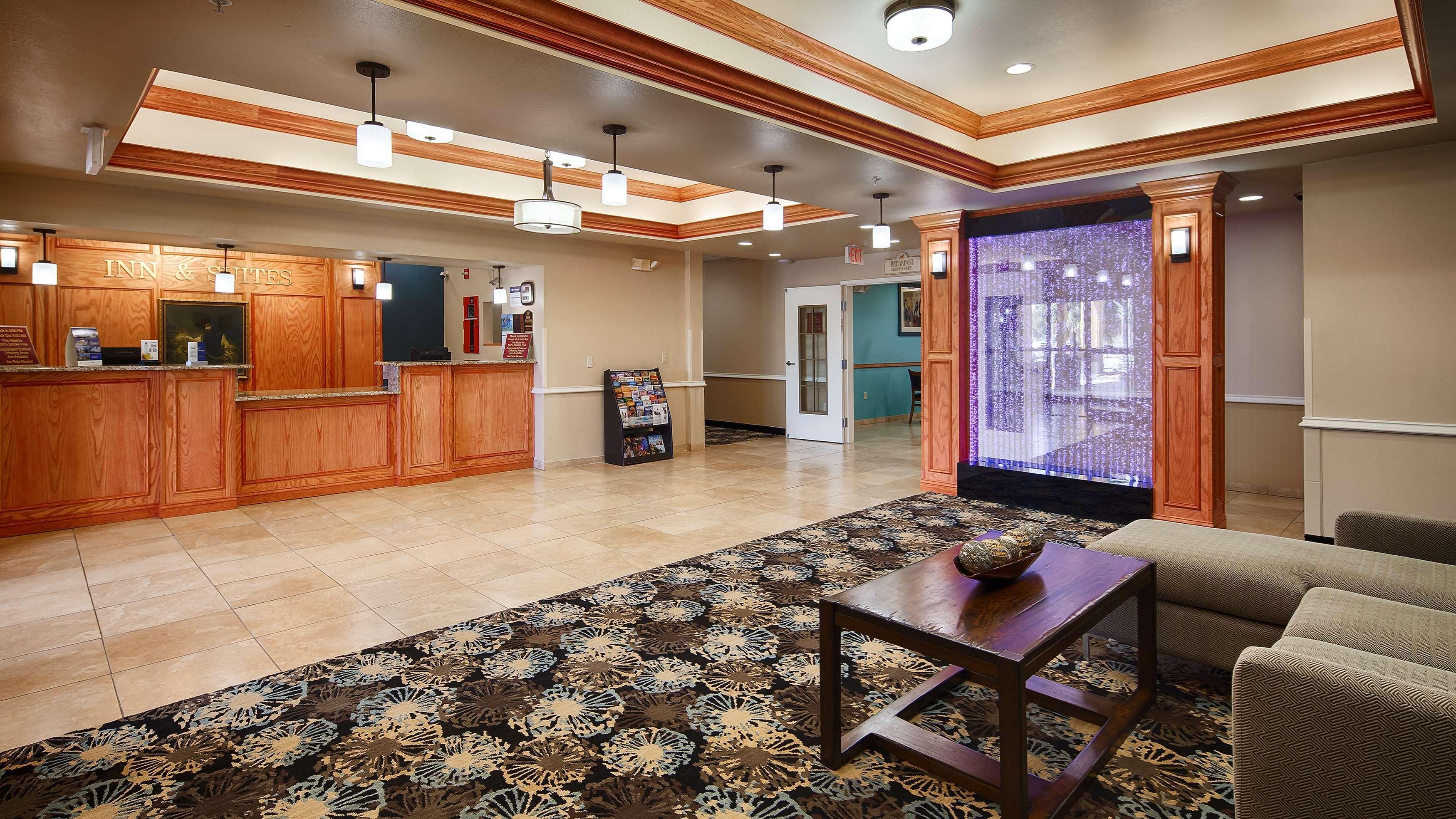 Best Western Plus Monahans Inn And Suites Buitenkant foto