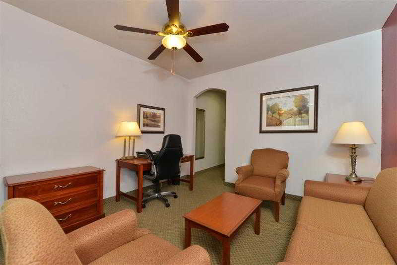 Best Western Plus Monahans Inn And Suites Buitenkant foto