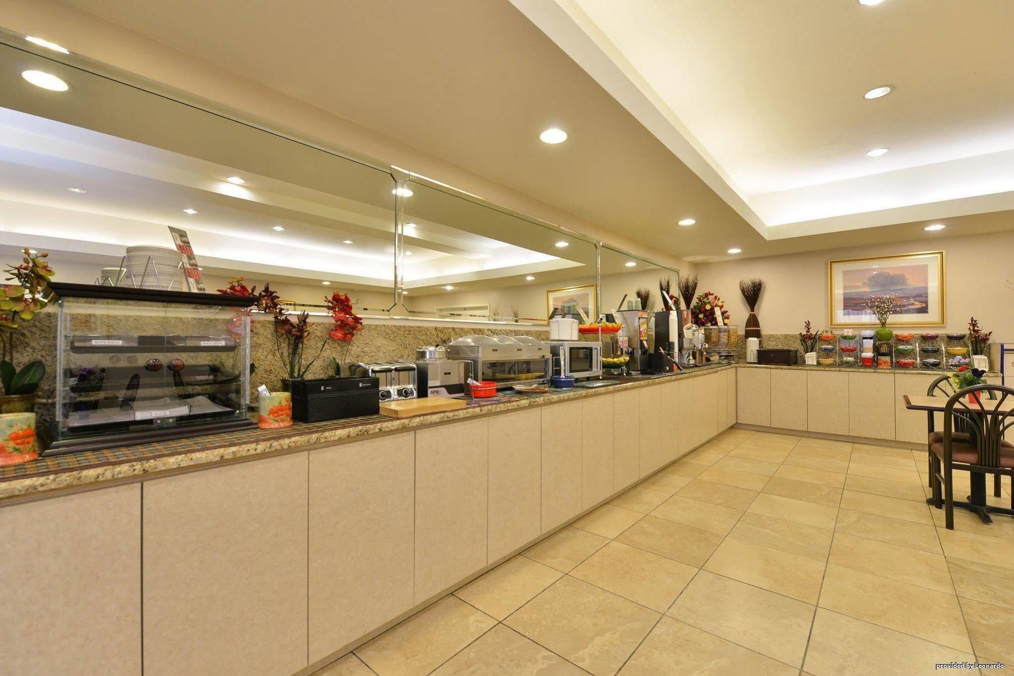 Best Western Plus Monahans Inn And Suites Buitenkant foto